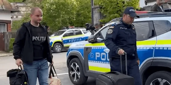 Vlad Oprea și-a lăsat bagajele pe mâna Poliției