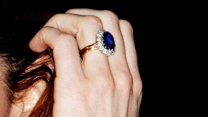 Inelul de logodnă al lui Kate Middleton valorează peste 400.000 $. FOTOgrafii: PROFIMEDIA/GETTYIMAGE