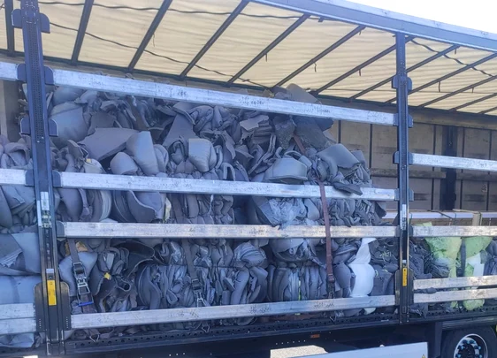 Peste 220 de tone de deșeuri oprite la graniță FOTO Facebook / Garda Națională de Mediu