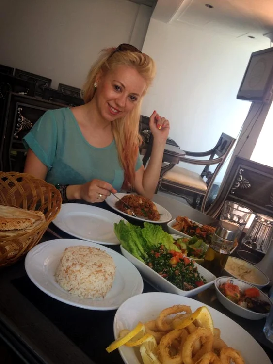 Larisa Drăgulescu în Abu Dhabi (FOTO FACEBOOK)