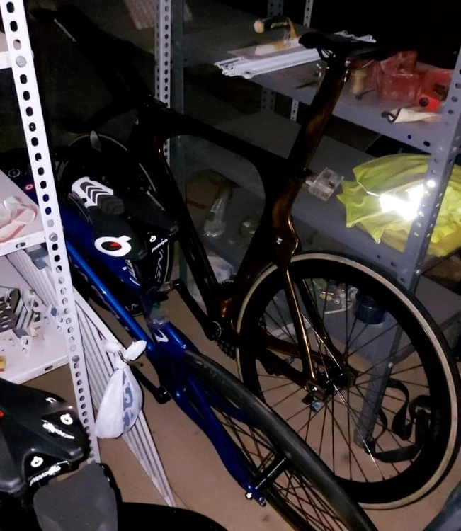 
    Bicicletele furate au fost găsite la locuințele hoțilorFotografii: Poliția Română  