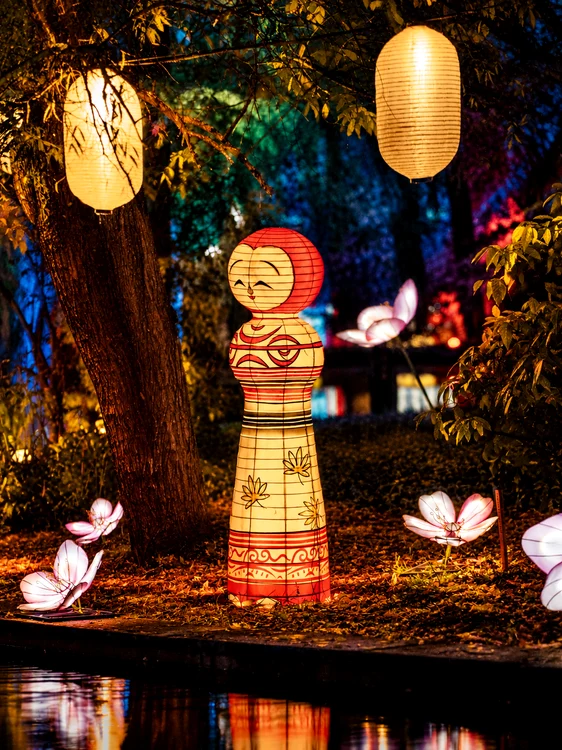 Enchanted Doll Lantern Garden png