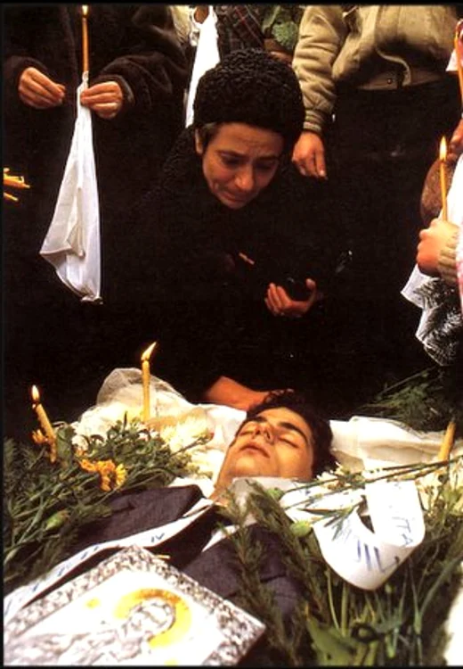 Imagini cutremurătoare de la Revoluţia din 1989