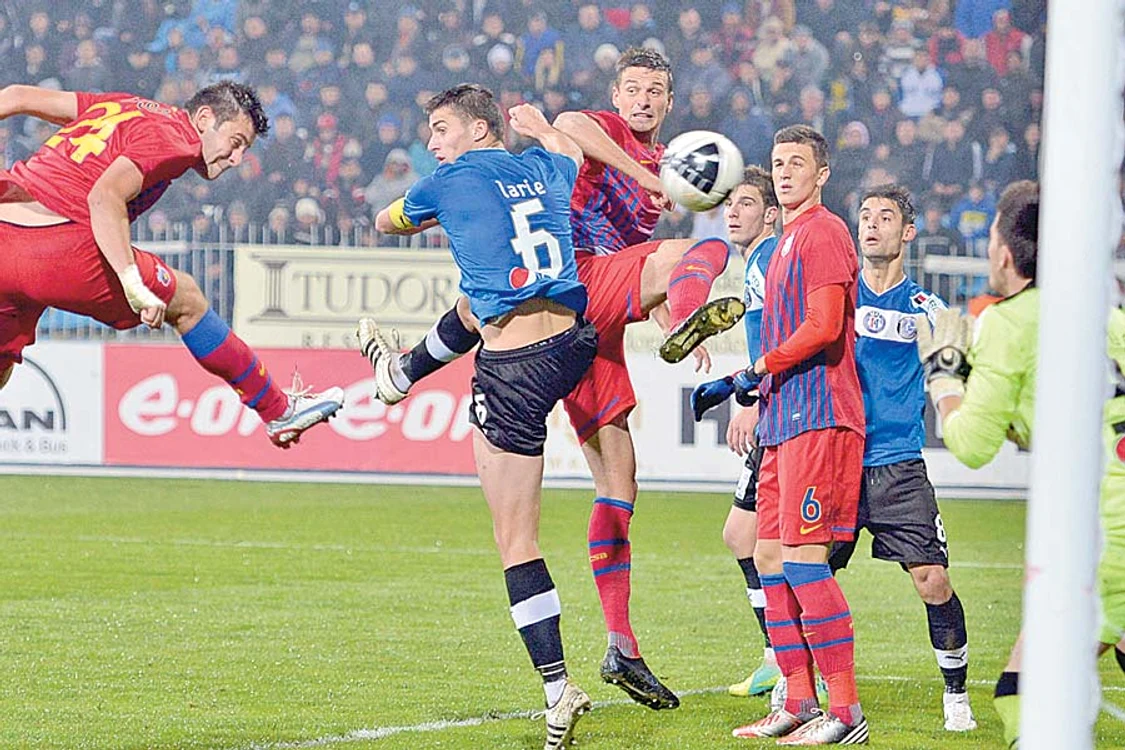 Steaua-Viitorul (Fotografii: mediafax)