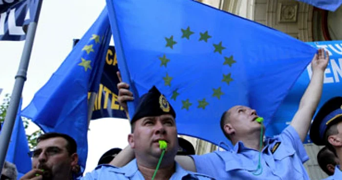 Cât de departe este România de un „stat eşuat”?