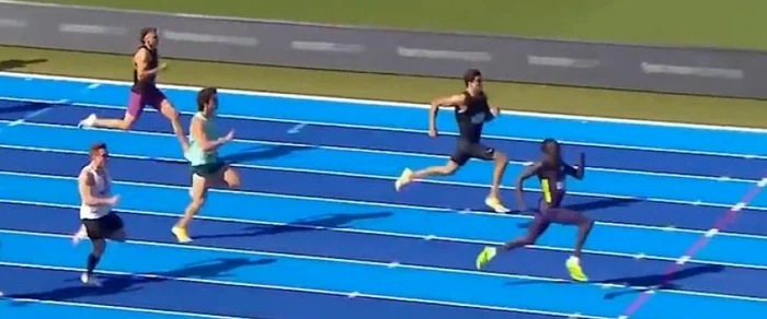 Gout și-a lăsat mult adversarii în spate   FOTo Captură video