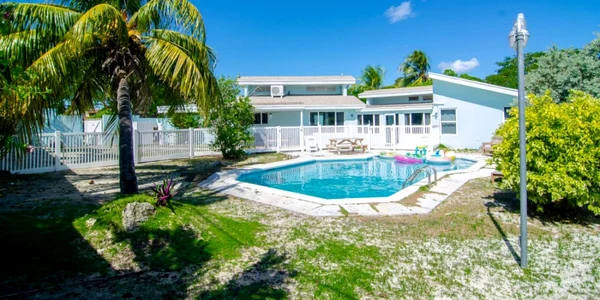 proprietate bahamas