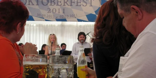 Distracție în stil bavarez la Oktoberfest