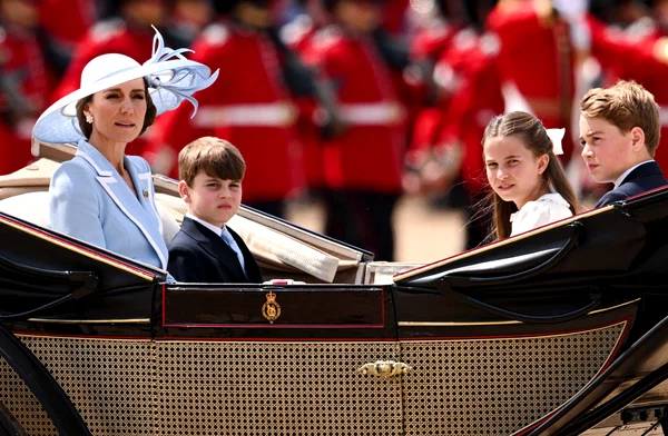 Prințesa Kate, Prințul George, Prințesa Charlotte și Prințul Louis la Trooping the Colour 2026   GettyImages 2281372100 jpg