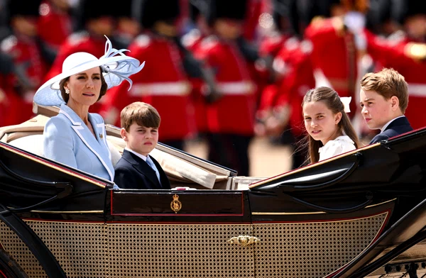 Prințesa Kate, Prințul George, Prințesa Charlotte și Prințul Louis la Trooping the Colour 2026   GettyImages 2281372100 jpg