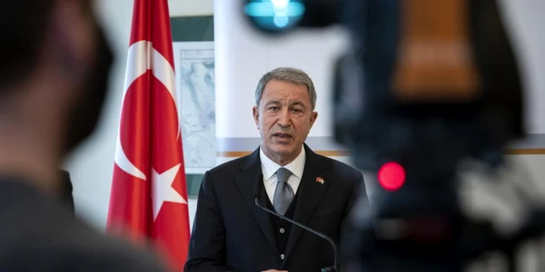 Ministrul turc al Apararii Hulusi Akar FOTO EPA-EFE