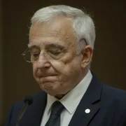 Mugur Isărescu - conferinţă de presă sediul BNR - 6 iul 2022 / FOTO Inquam Photos / George Călin