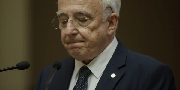 Mugur Isărescu - conferinţă de presă sediul BNR - 6 iul 2022 / FOTO Inquam Photos / George Călin