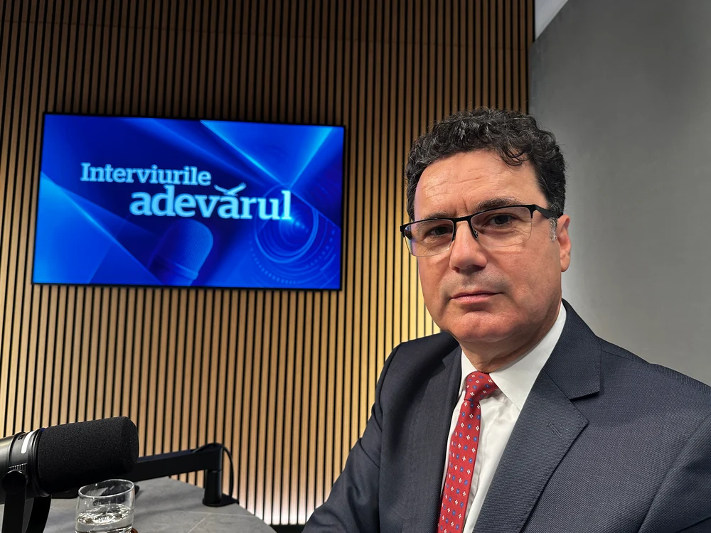 Rectorul SNSPA Remus Pricopie