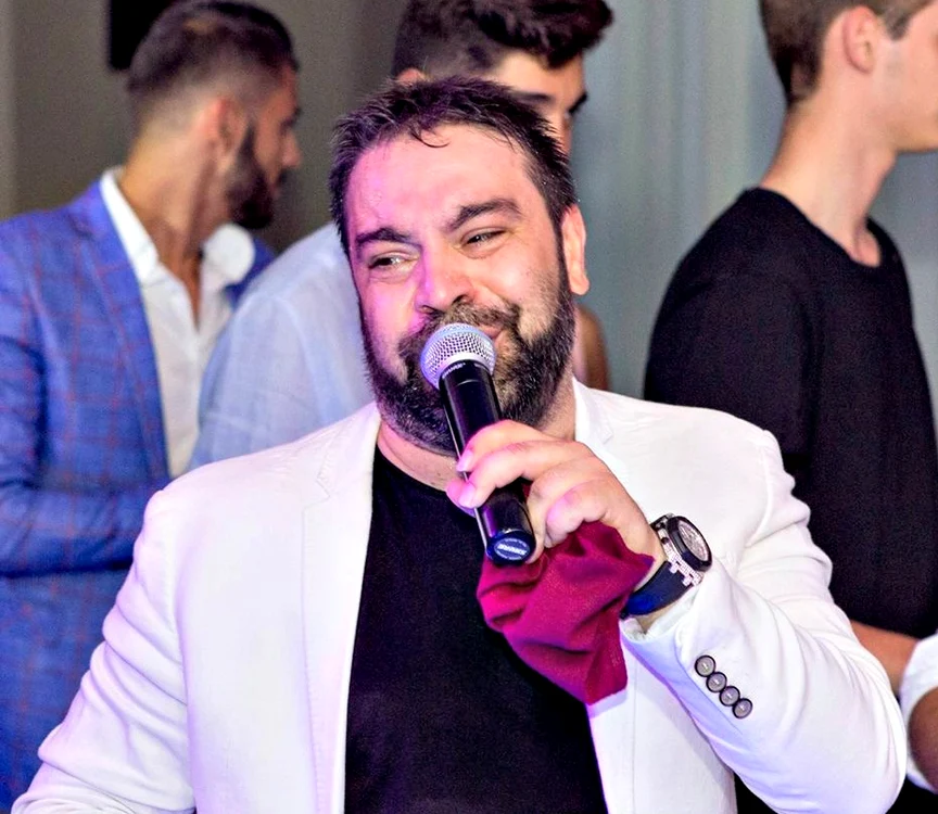
    Polițiștii au oprit sâmbătă seară mai multe chefuri date în restaurante  