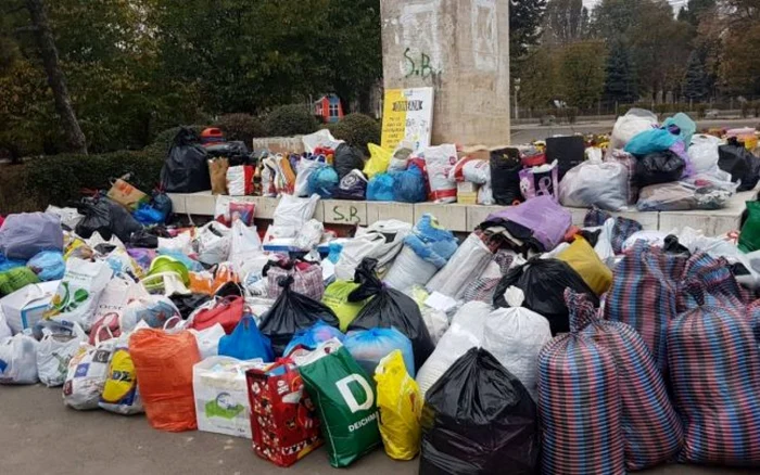 O parte din donaţiile făcute de gălăţeni Foto: RO100 Curăţăm Galaţiul