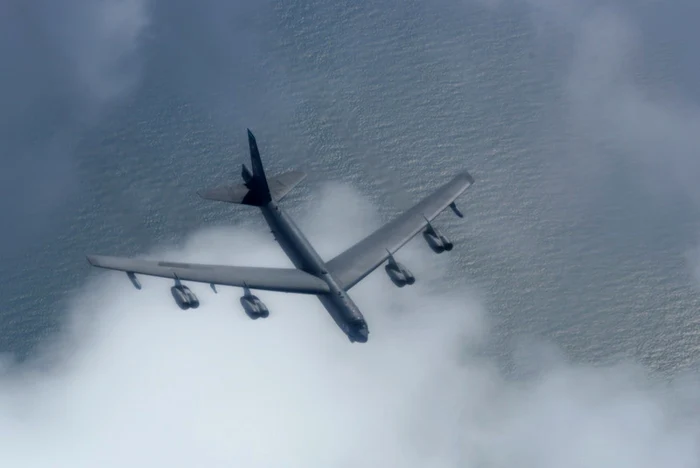 Chiar şi bombardiere americane B-52 survolează din când în când Romania  FOTO EPA-EFE