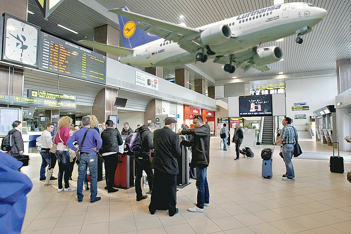 
    Două curse Bucureşti- Frankfurt şi retur au  fost anulate din cauza  grevei de la Lufthansa  