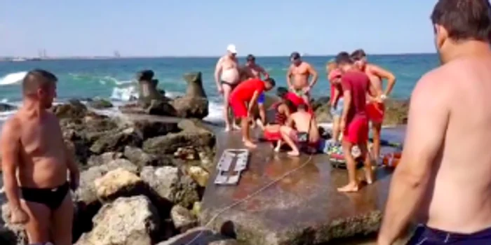 Manevre de resuscitare pentru un turist înecat la Eforie Sursa Eforie Online
