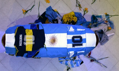 sicriu maradona jpeg