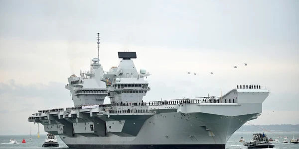Portavionul HMS Queen Elizabeth FOTO EPA-EFE