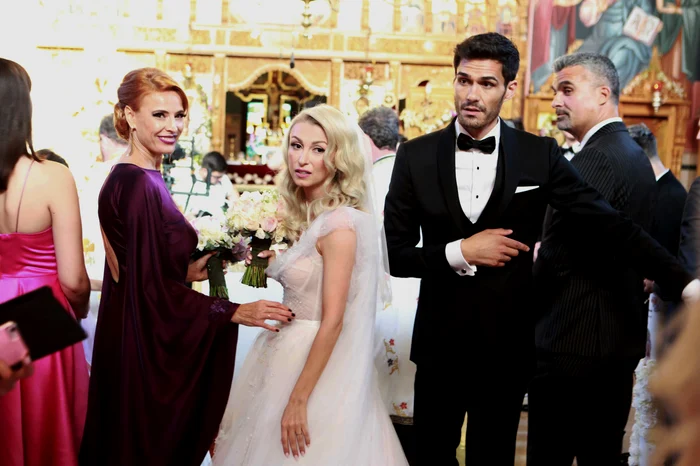 
    A doua naștere i-a adus complicații grave  