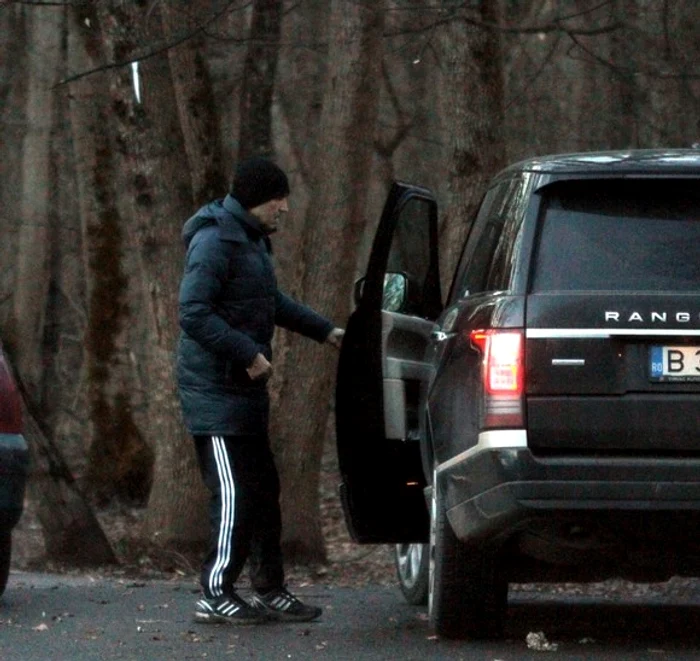 Victor Pițurcă aleargă de regulă aproximativ opt kilometri la un antrenament şi i-ar face invidioşi pe mulţi fotbalişti din Liga 1.foto: Blitz