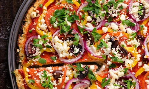 pizza mediteranean cu conopida jpeg