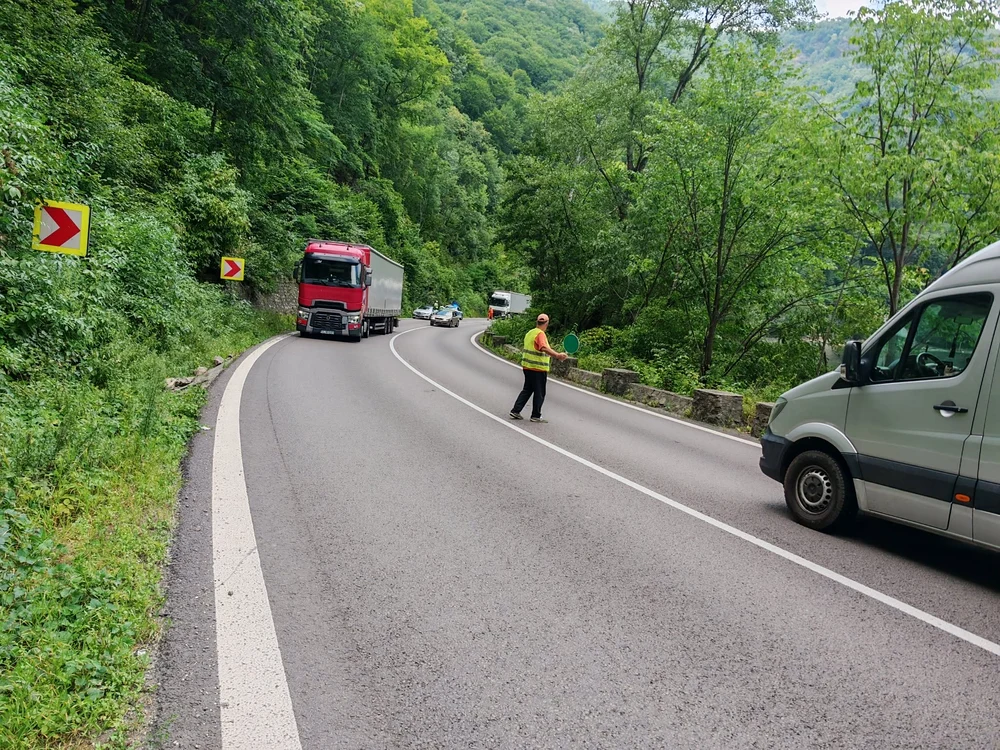 Șoseaua a fost deblocată. FOTO DRDP Craiova