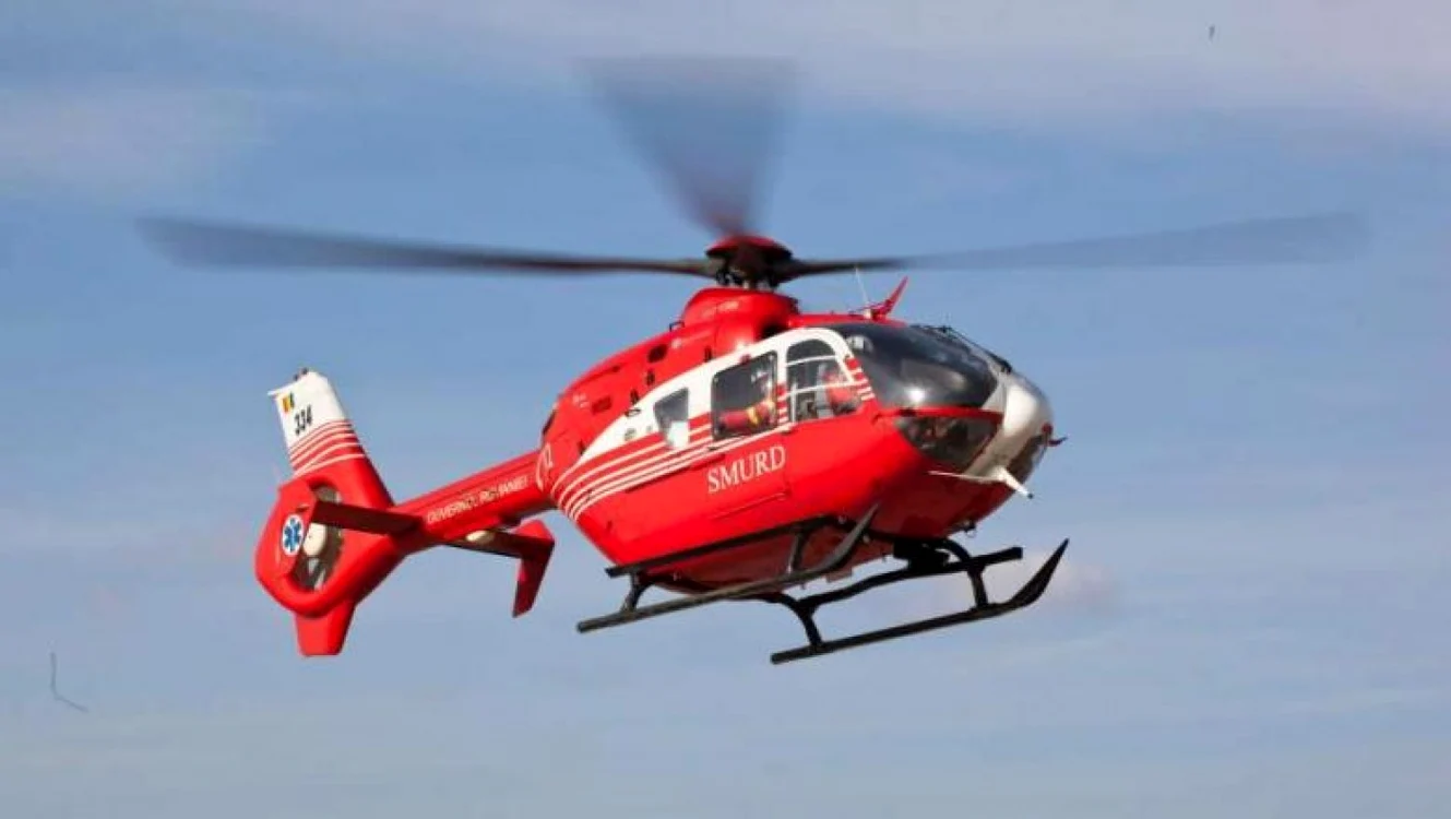 Elicopter SMURD foto bzi
