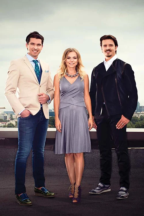 Serviciu nou – jurat al emisiunii „Dansează printre vise” (Antena 1)