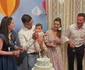 Marina și Daniel Nițoiu și-au creștinat băiețelul. Aici alături de nașii lor foto: arhiva personală