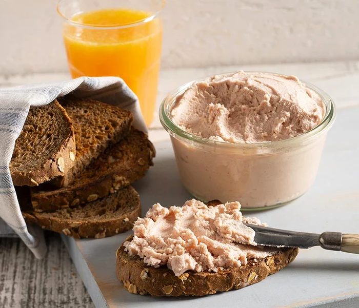 Peteu de ton de casă.