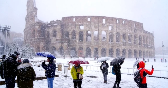 Colosseum-ul, în haine noi FOTO AFP