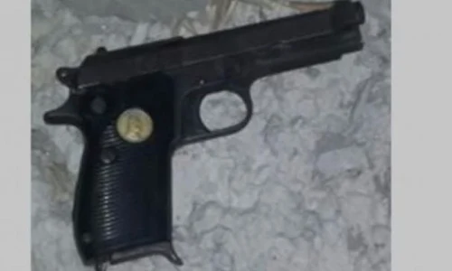 Pistol care a aparţinut fostului dictator Saddam Hussein, descoperit în Israel jpeg