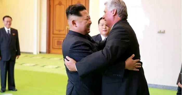 Liderul nord-corean Kim Jong-un şi preşedintele Cubei, Miguel Diaz-Canel