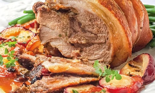 pulpa de porc la cuptor cu prune uscate jpg