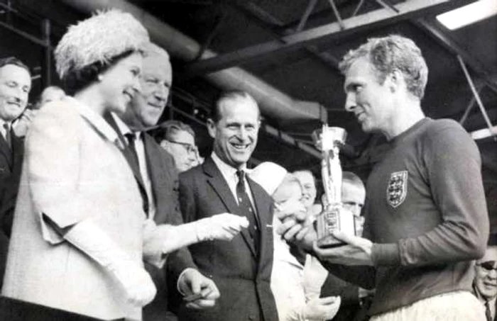 bobby moore anglia cupa mondiala 1966 foto commons.wikimedia.org