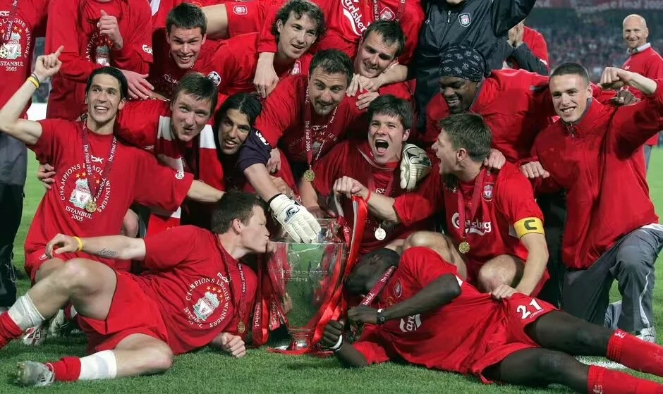 Drama unui fost jucător de la Liverpool: faliment, scandal familial și medalia Champions League scoasă la vânzare