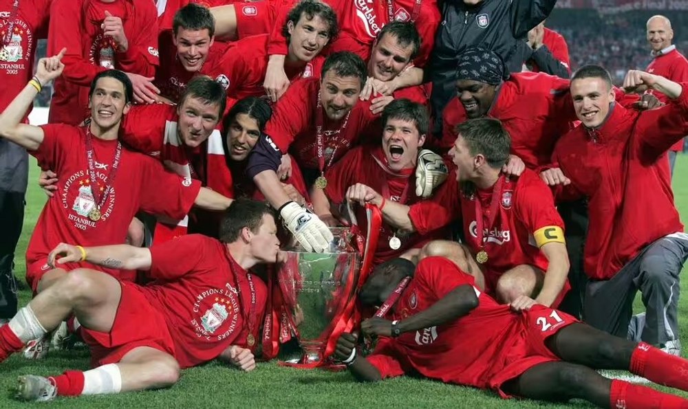 Drama unui fost jucător de la Liverpool: faliment, scandal familial și medalia Champions League scoasă la vânzare