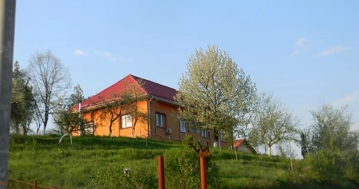 Conacul boierului Feodor Pali Kucerini este acum sediul Primăriei Fârliug FOTO CRISTIAN FRANŢ