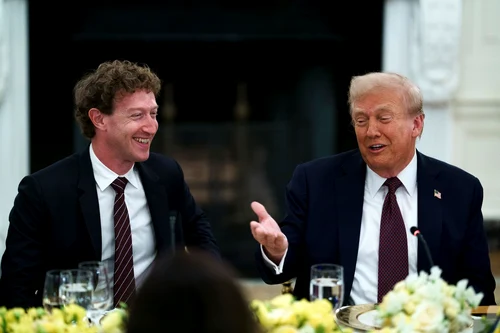 Mark Zuckerberg și Donald Trump FOTO Profimedia