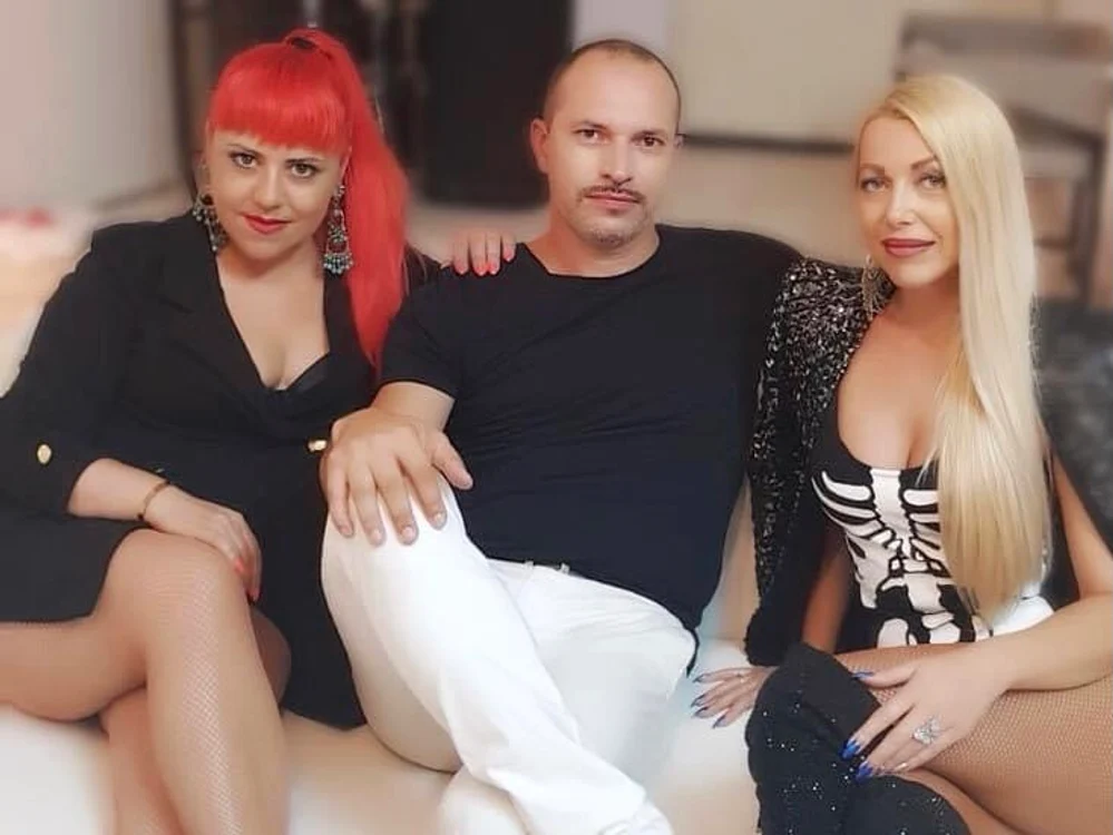 Nicoleta, Irina și Laurențiu de la trupa Sweet Kiss