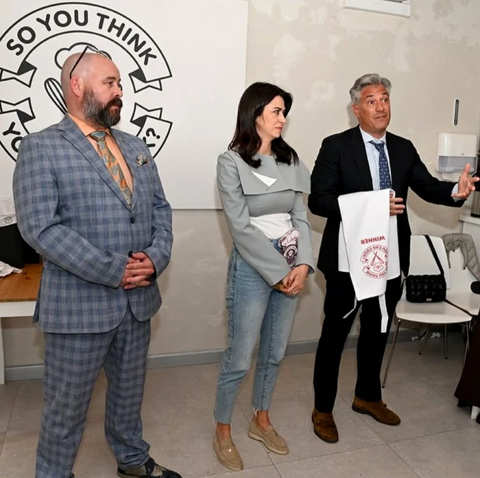 Exigentul juriu: Jon Smith, Diana Bart, Liviu Popescu