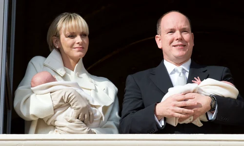 Charlene și Albert de Monaco cu copiii lor Jacques și Gabriella GettyImages 461128212 jpg