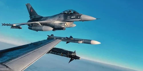 Aeronave de luptă ale Forțelor Aeriene Române Foto MApN jpg
