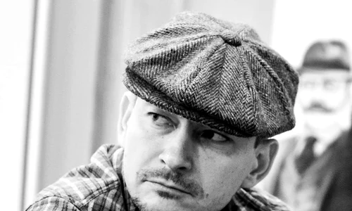 Părinţii spun: „Ce faci cu filozofia?“ – interviu cu Cristian IFTODE jpeg