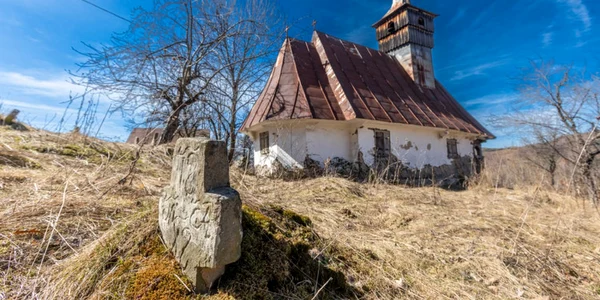 biserica strauti foto marius turc