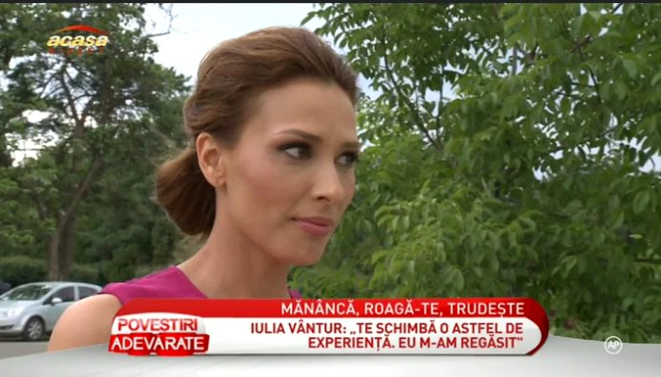 Iulia s-a întors din India cu un look nou şi e mai sexy ca oricând (captură: Acasă TV)