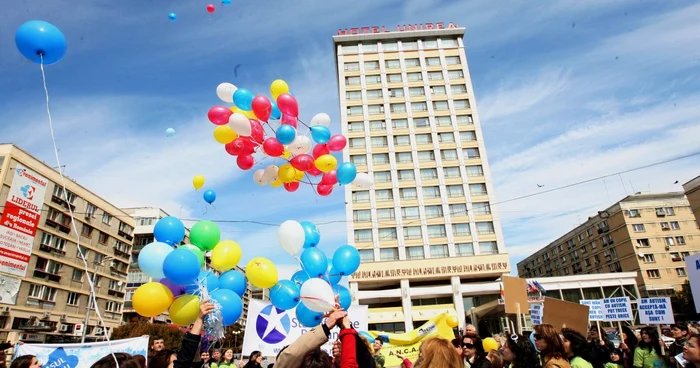 Marş pentru copiii cu autism. Foto: Florin Chirica